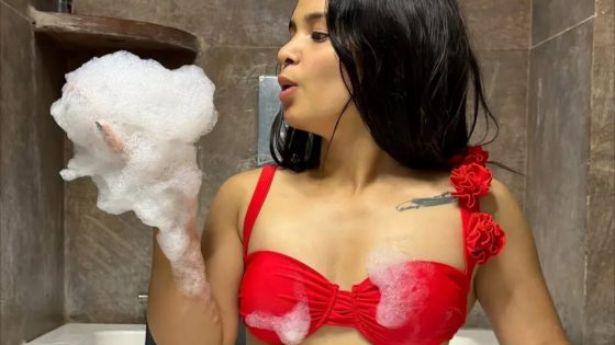 Mansi Negi Nude